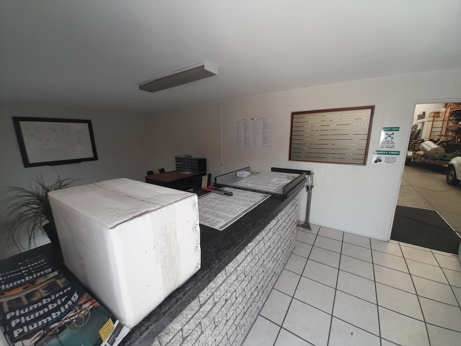 To Let commercial Property for Rent in Somerset West Business Park Western Cape